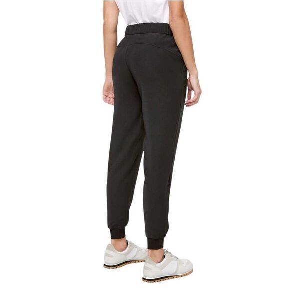 Lululemon On The Fly Jogger Pant  Black Size 10 Stretch - Picture 2 of 6